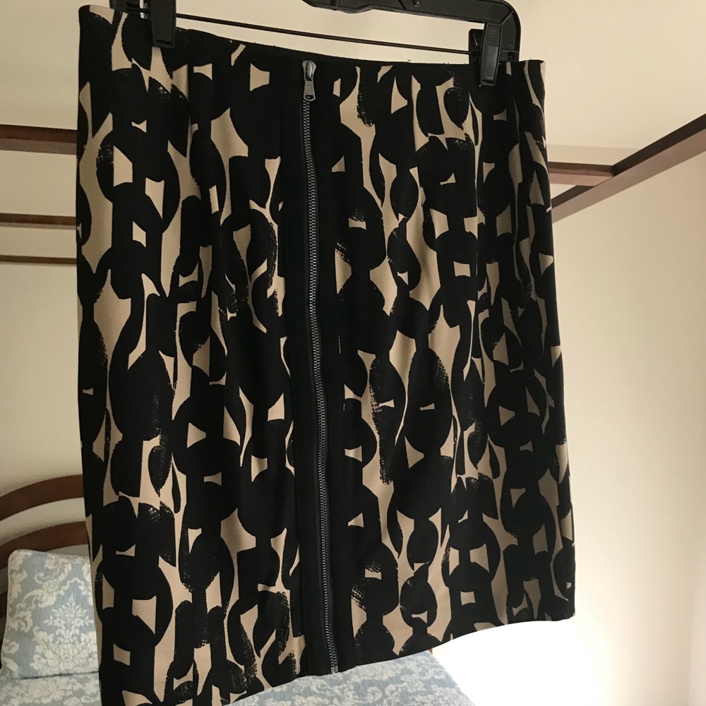 Spandex pencil skirt